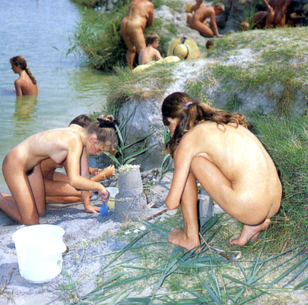 Retro nudism 70 - 80 Retro nudism 70 - 80