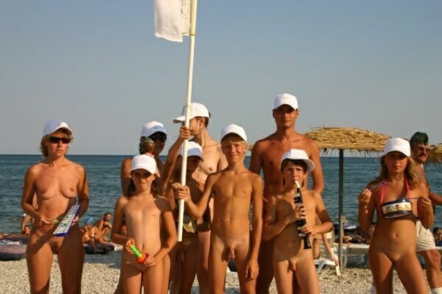 Camp of nudists on the sea - Purenudism Camp of nudists on the sea - Purenudism