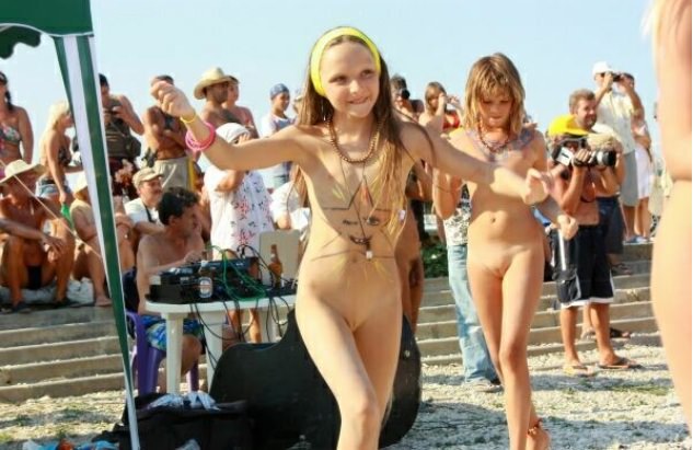 Beauty contest of young nudists - Purenudism Beauty contest of young nudists - Purenudism